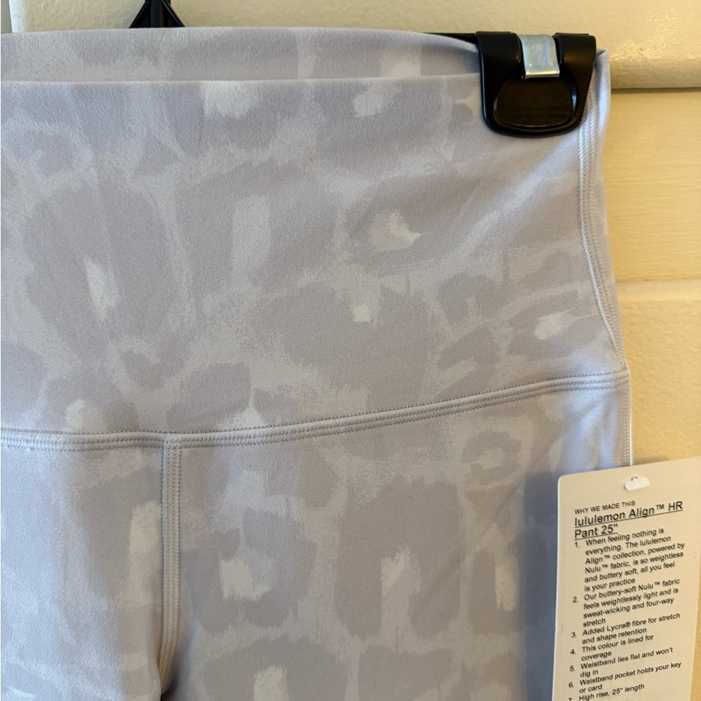lululemon Align HR Pant 25” - Picture 3 of 4